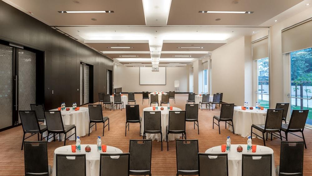 Hyatt Place Gurgaon Udyog Vihar Экстерьер фото The 2014 conference room