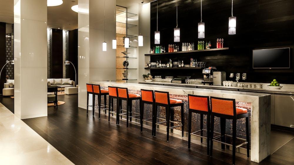 Hyatt Place Gurgaon Udyog Vihar Экстерьер фото The bar at the lounge